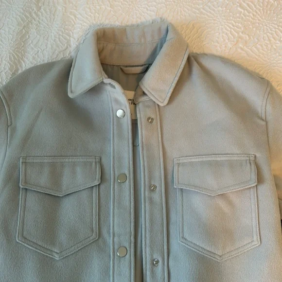 Abercrombie & Fitch Shacket - Picture 2 of 4